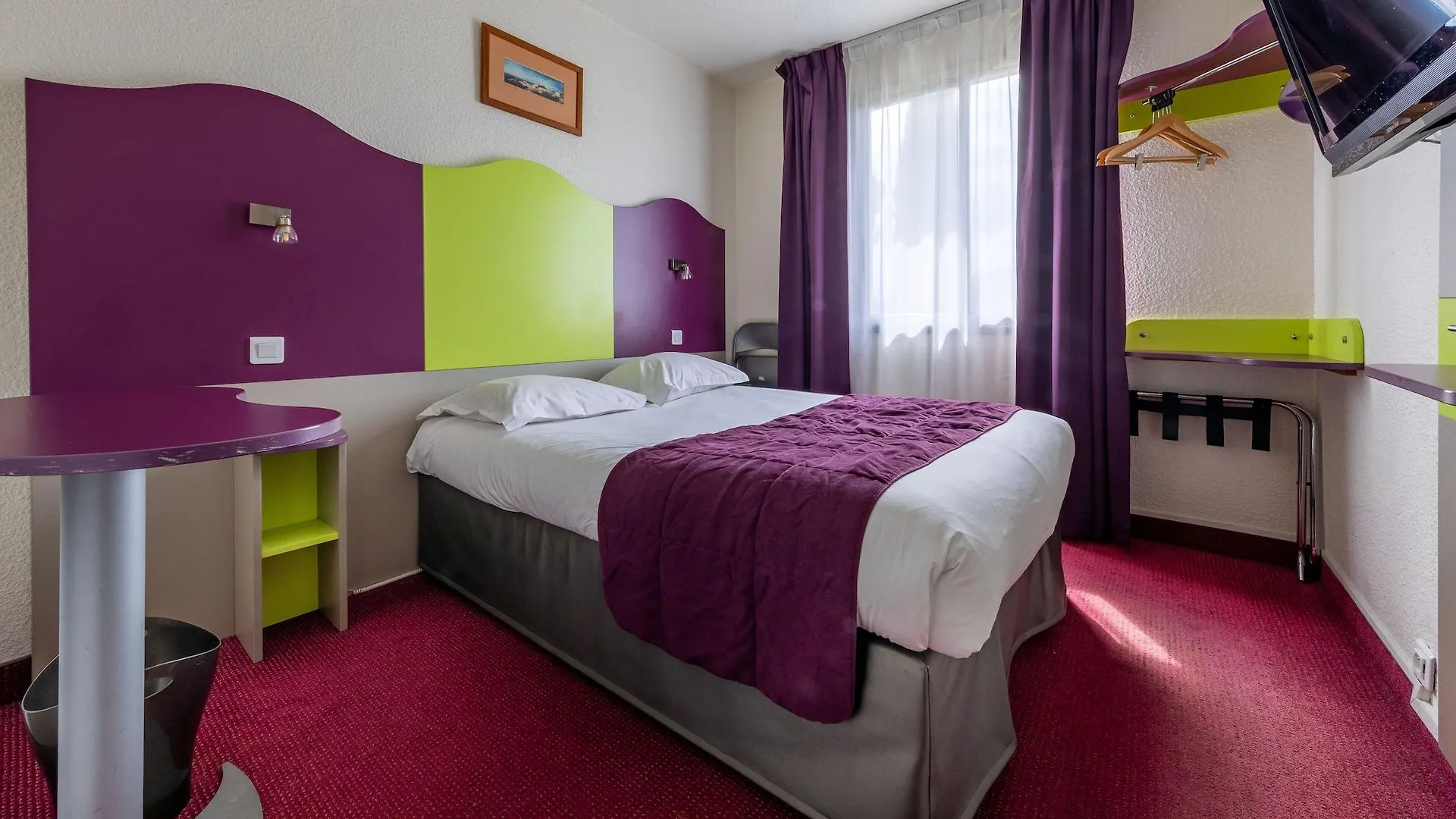 Logis Hotel Noemys Pont De L'Etoile Aubagne 3*,  France