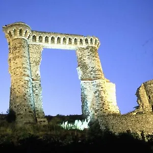 https://le-domaine-de-fonteline.hotels-rhonealpes.com